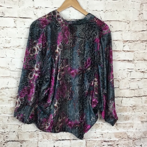 Velvet Anthropologie ‘Elevenses’ kimono - Picture 3 of 4
